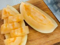 创意的吃货:哈密瓜小船